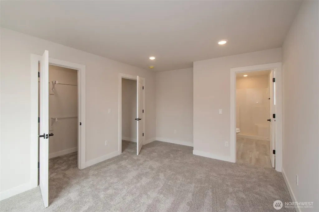 40 Sussex Court Sequim WA 98382