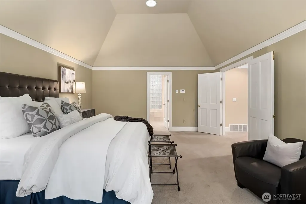 13905 212th Drive NE Woodinville WA 98077