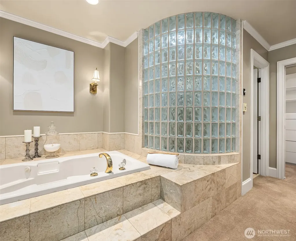 13905 212th Drive NE Woodinville WA 98077