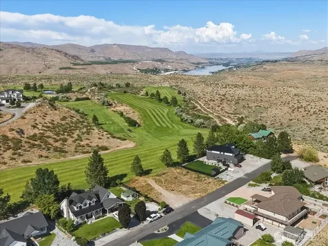 55 Long Drive Pateros WA 98846