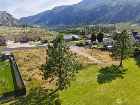 55 Long Drive Pateros WA 98846
