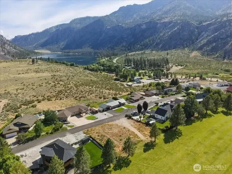 55 Long Drive Pateros WA 98846