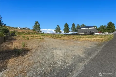 55 Long Drive Pateros WA 98846