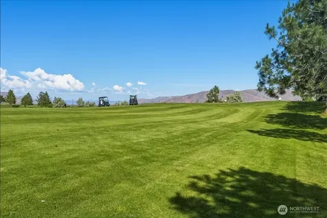 55 Long Drive Pateros WA 98846