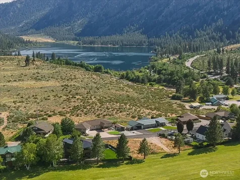 55 Long Drive Pateros WA 98846