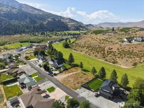 55 Long Drive Pateros WA 98846