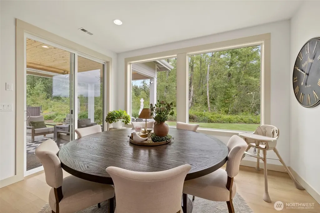 12055 Mundy Loss Road E Buckley WA 98321