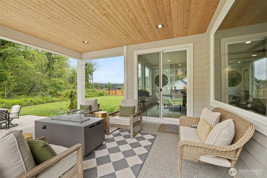 12055 Mundy Loss Road E Buckley WA 98321