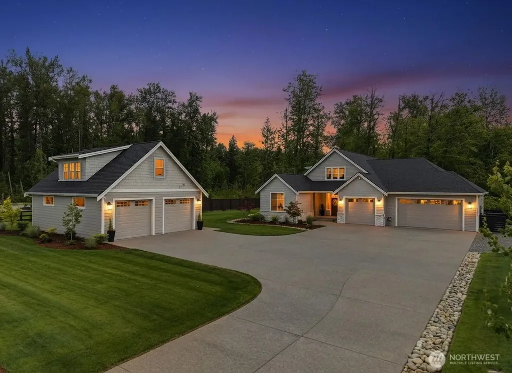 12055 Mundy Loss Road E Buckley WA 98321