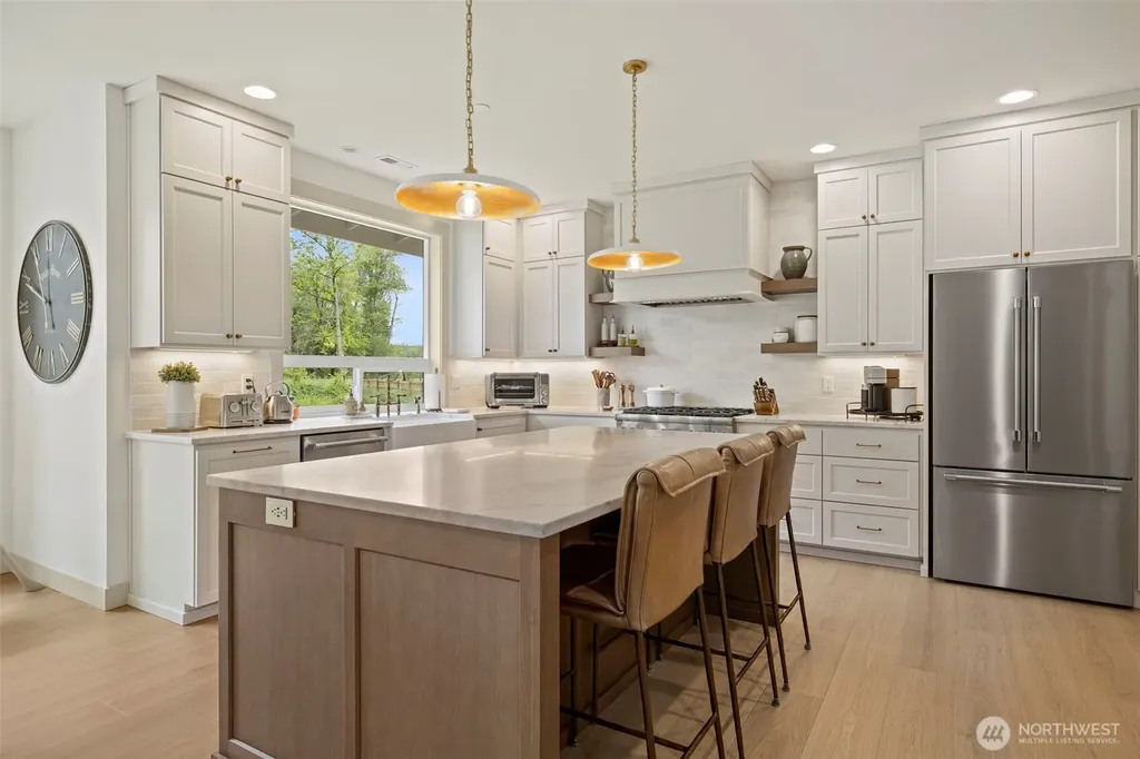12055 Mundy Loss Road E Buckley WA 98321