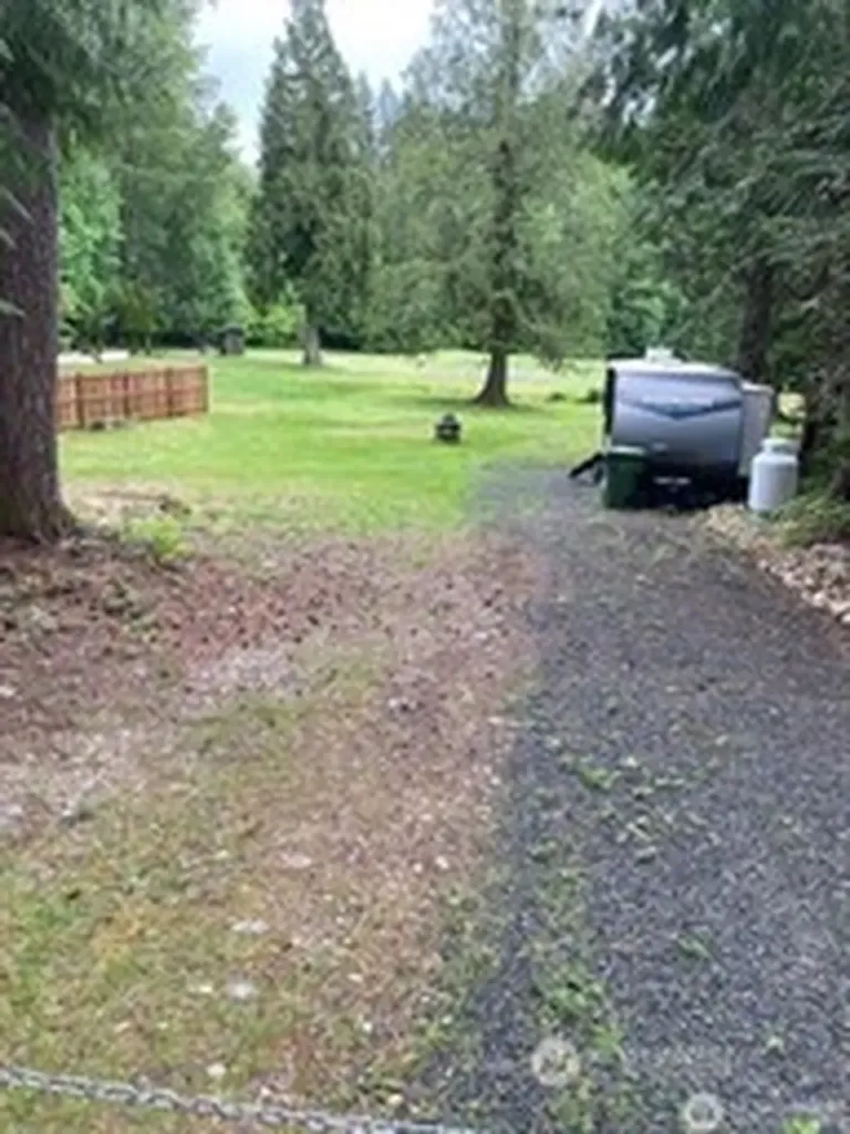 201 N Duckabush Drive E Hoodsport WA 98548