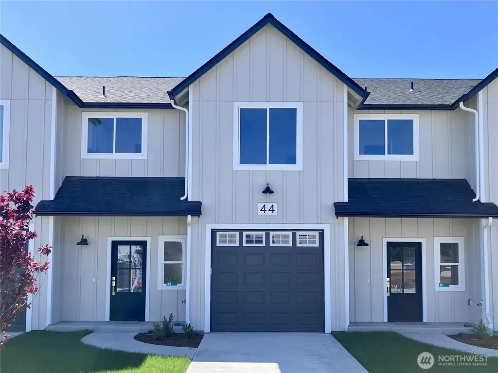 44 Sussex Court Sequim WA 98382