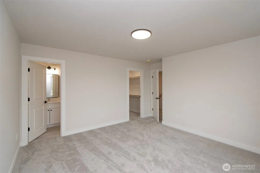 44 Sussex Court Sequim WA 98382