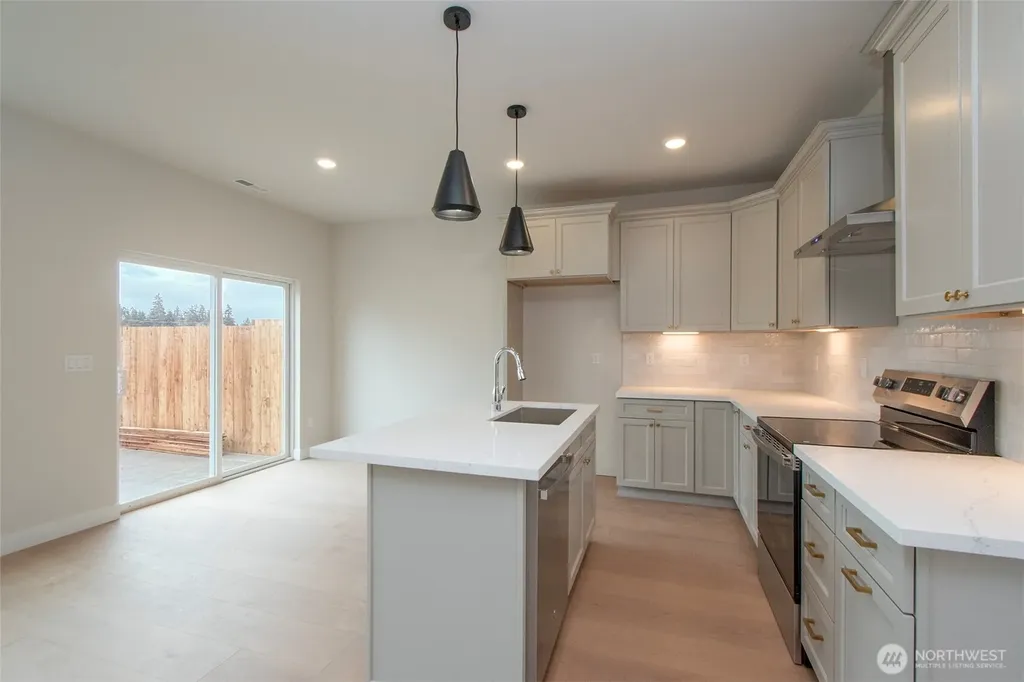 44 Sussex Court Sequim WA 98382