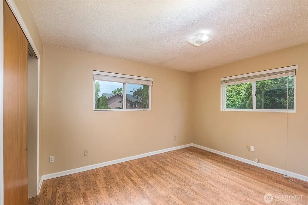 717 E Spruce Street Sequim WA 98382
