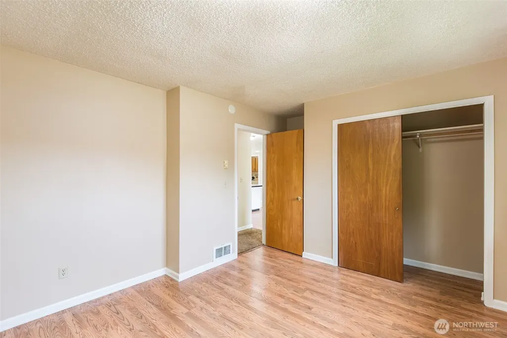 717 E Spruce Street Sequim WA 98382