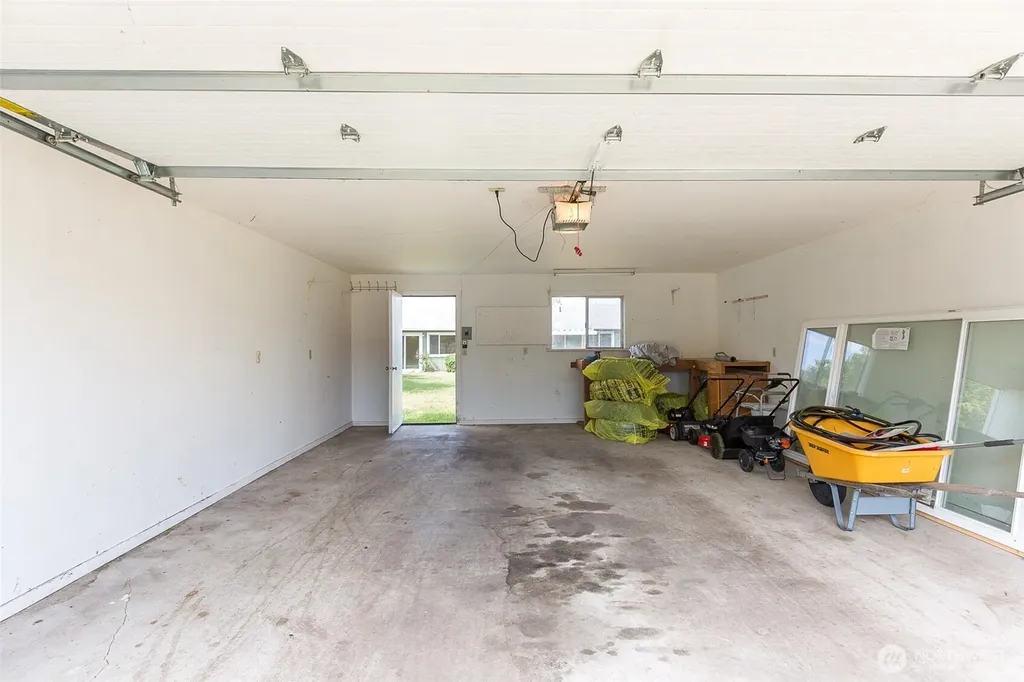 717 E Spruce Street Sequim WA 98382