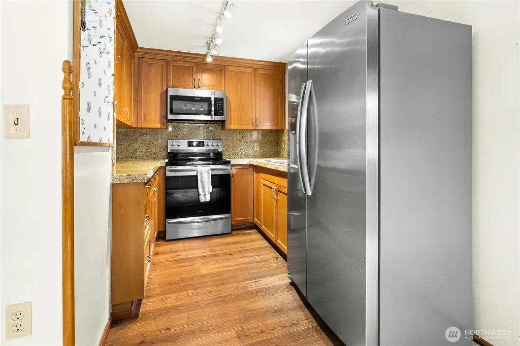 13816 NE 137th Street Kirkland WA 98034