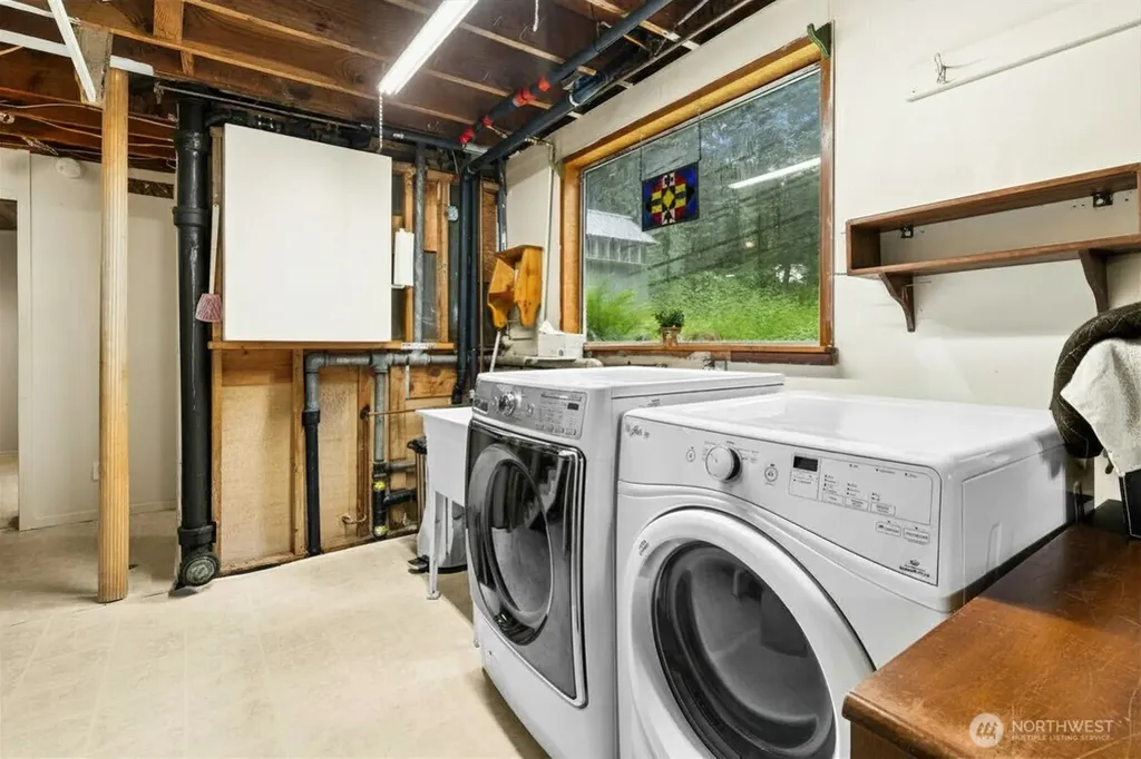 13816 NE 137th Street Kirkland WA 98034