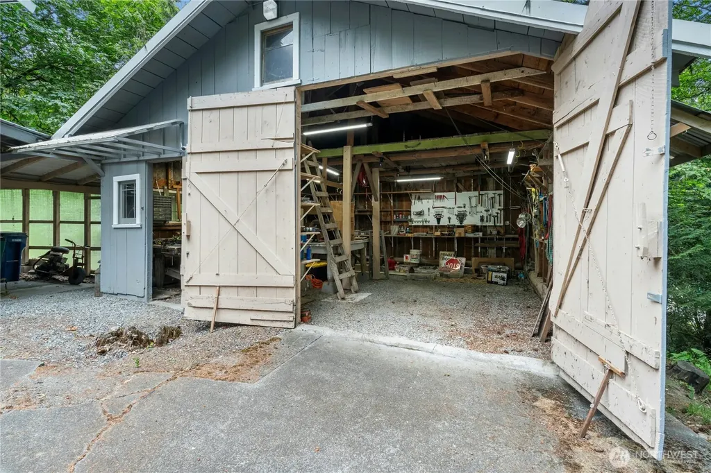 13816 NE 137th Street Kirkland WA 98034