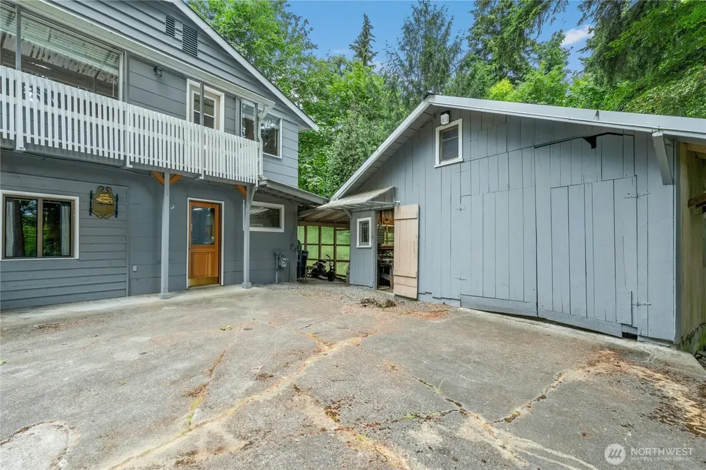 13816 NE 137th Street Kirkland WA 98034