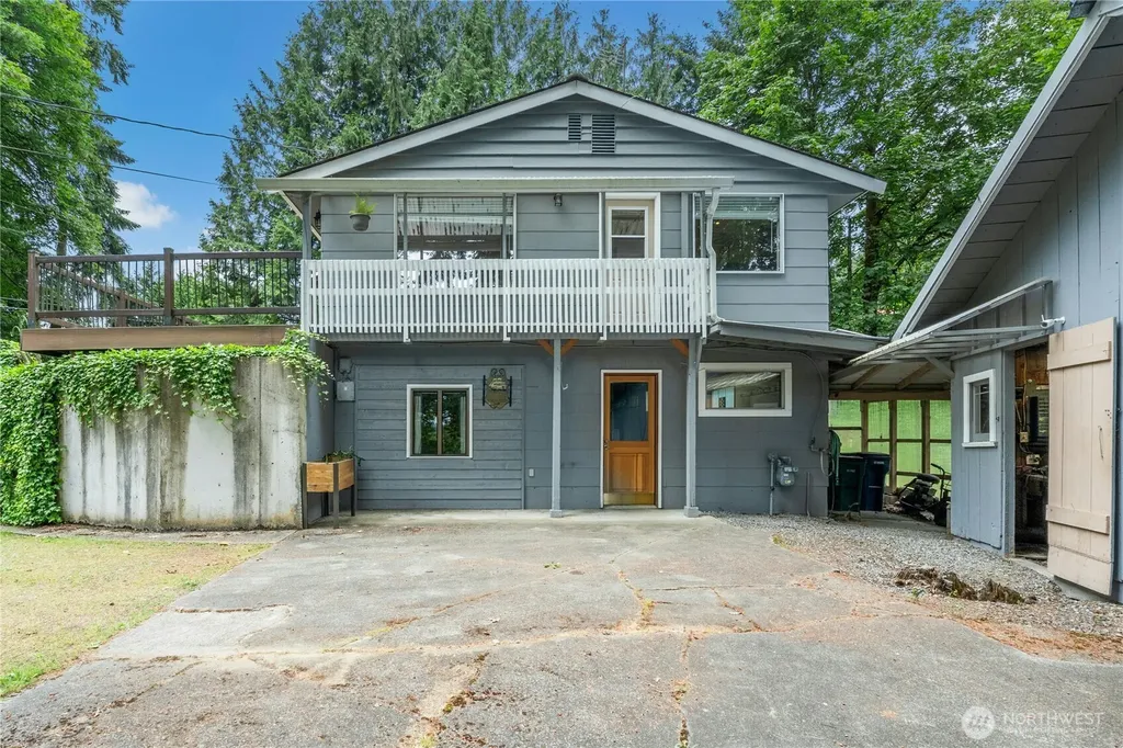 13816 NE 137th Street Kirkland WA 98034