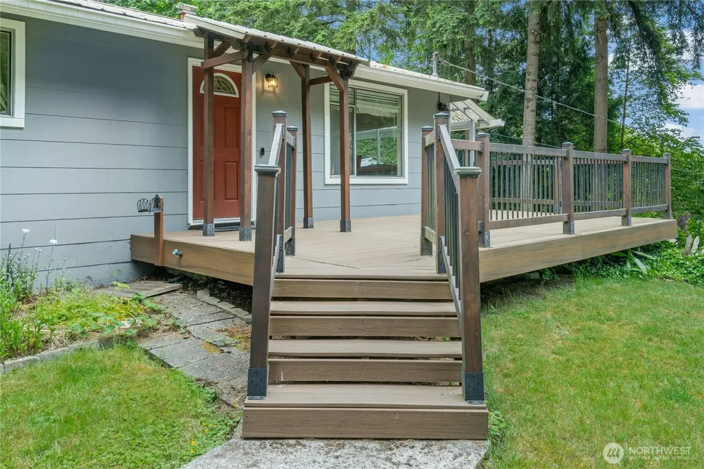 13816 NE 137th Street Kirkland WA 98034