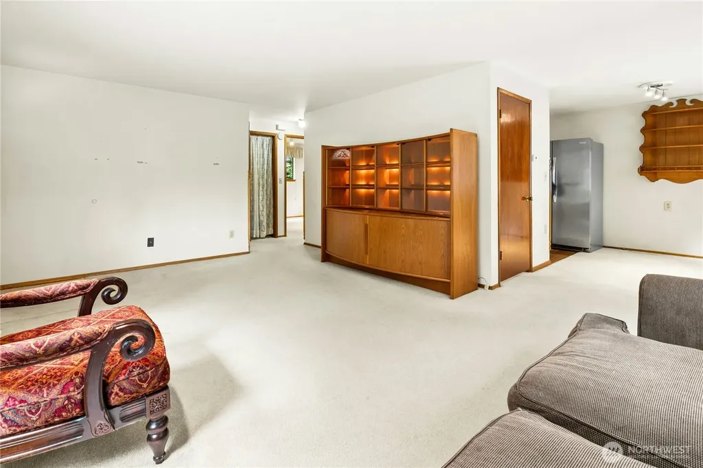 13816 NE 137th Street Kirkland WA 98034
