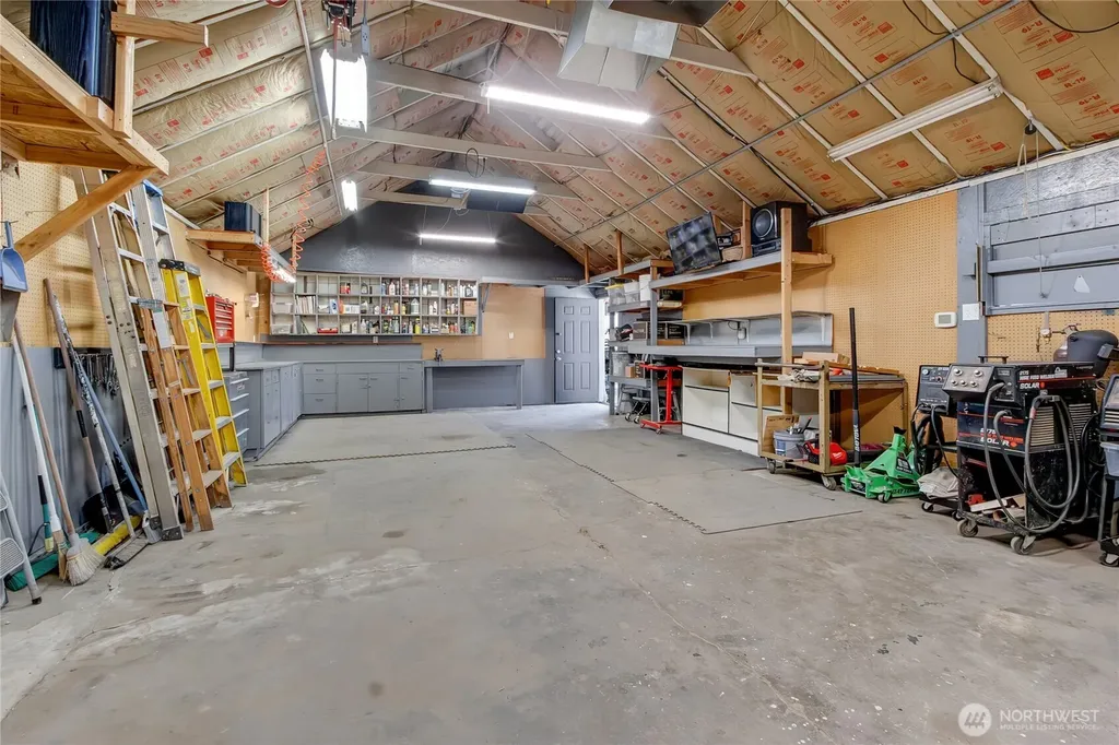 2704 104th Street E Tacoma WA 98445
