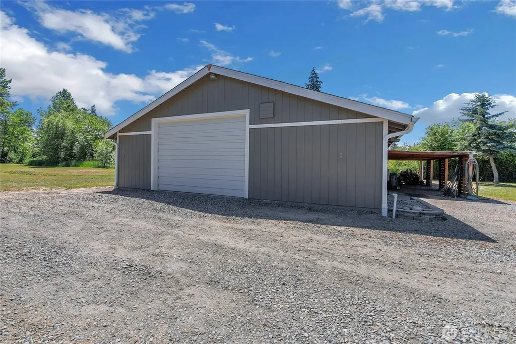 2704 104th Street E Tacoma WA 98445
