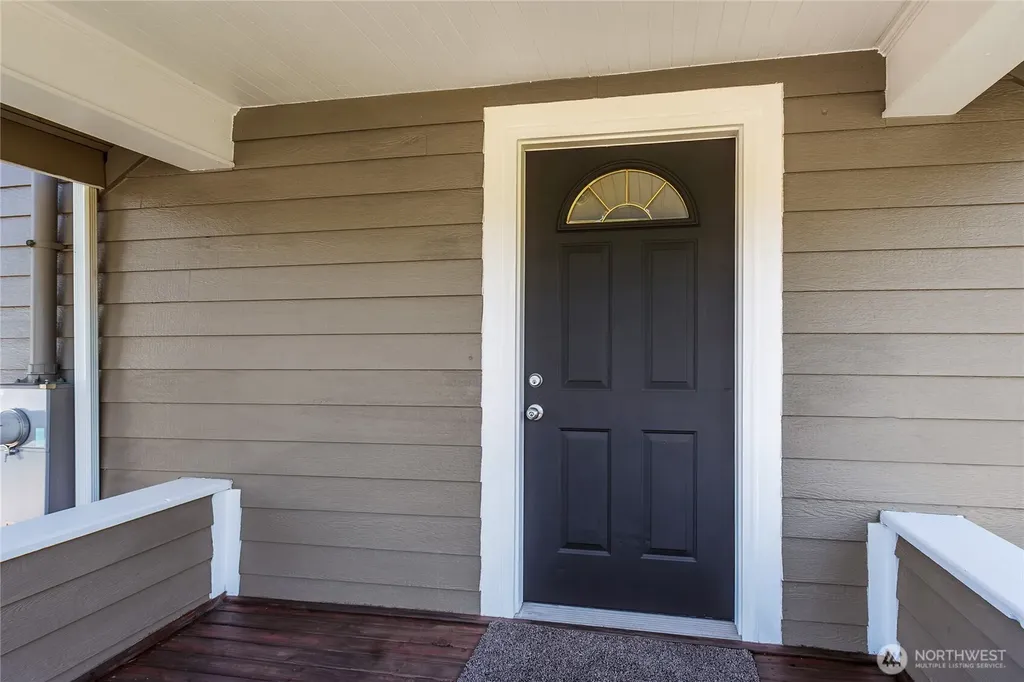 2704 104th Street E Tacoma WA 98445
