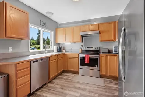 2704 104th Street E Tacoma WA 98445