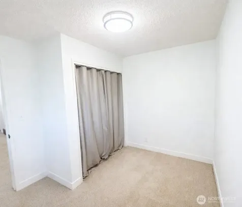 936 N 101st Street Seattle WA 98133