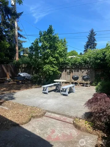 936 N 101st Street Seattle WA 98133