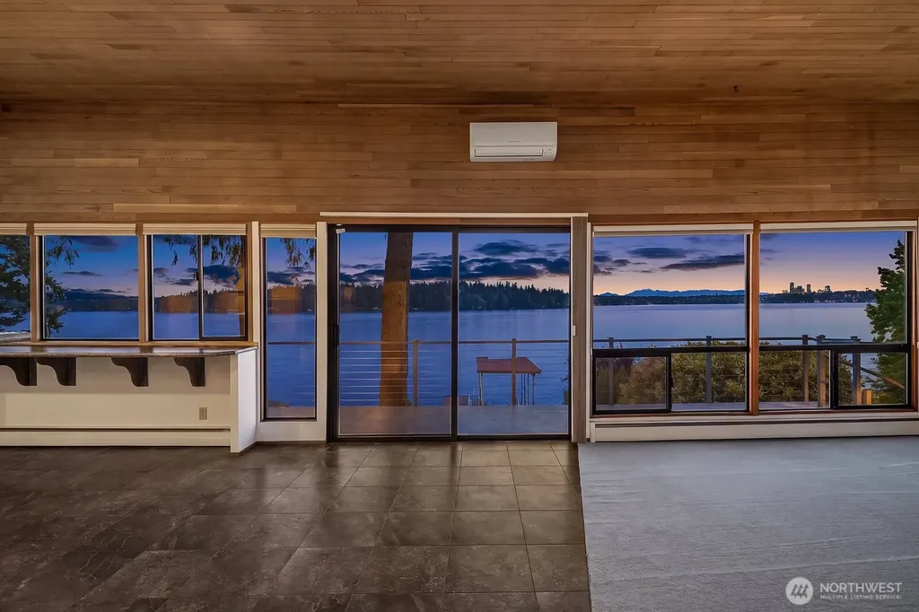 4835 Forest Avenue SE Mercer Island WA 98040