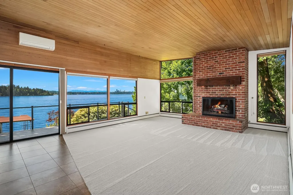 4835 Forest Avenue SE Mercer Island WA 98040