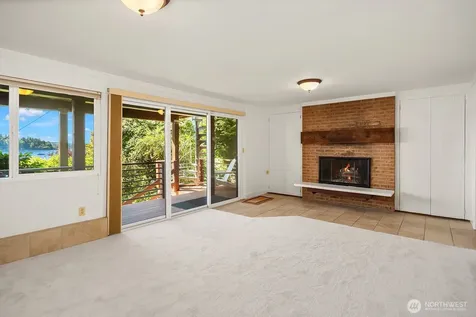 4835 Forest Avenue SE Mercer Island WA 98040