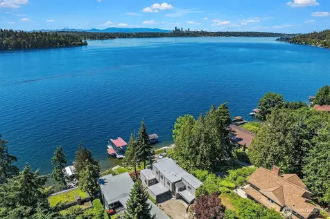 4835 Forest Avenue SE Mercer Island WA 98040
