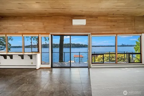4835 Forest Avenue SE Mercer Island WA 98040