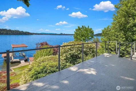 4835 Forest Avenue SE Mercer Island WA 98040