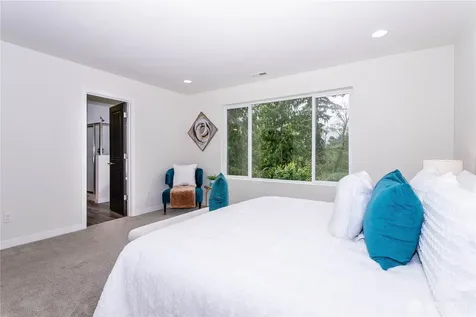 10616 21st Street SE Lake Stevens WA 98258