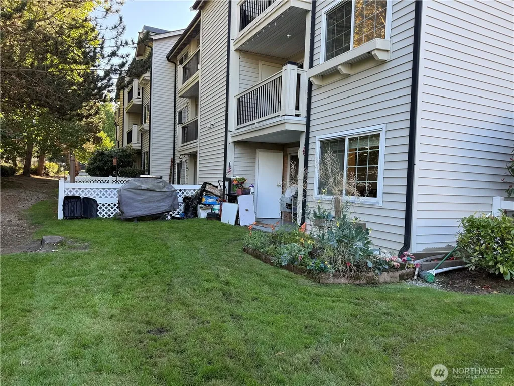 12404 E Gibson Road E Everett WA 98204