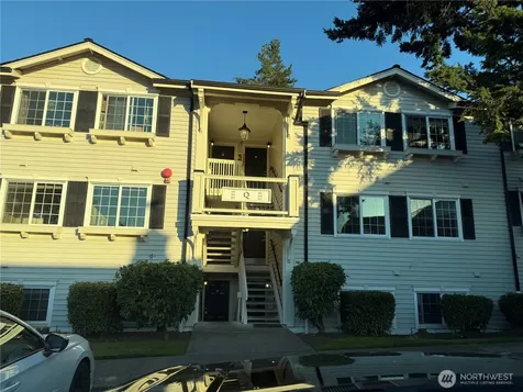 12404 E Gibson Road E Everett WA 98204