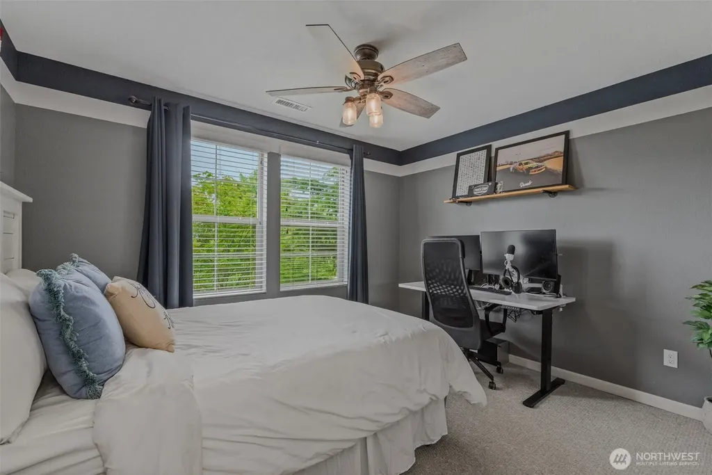 2404 NE 187th Place Vancouver WA 98684
