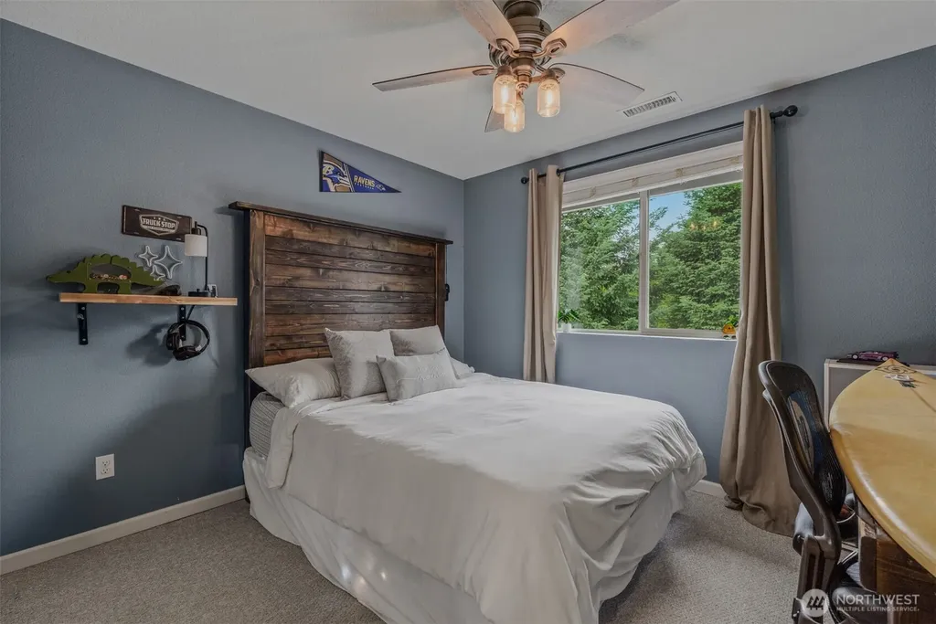 2404 NE 187th Place Vancouver WA 98684