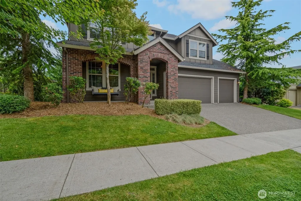 2404 NE 187th Place Vancouver WA 98684