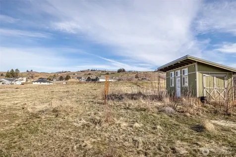 127 Hurley Lane Manson WA 98831
