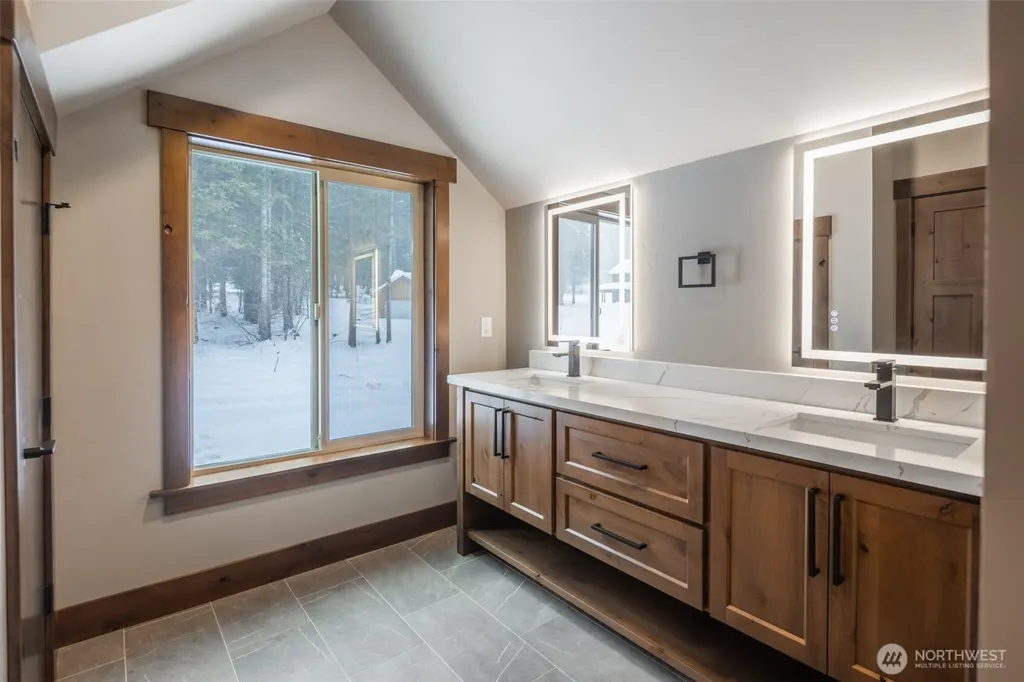 108 Bitterroot Lane Ronald WA 98940