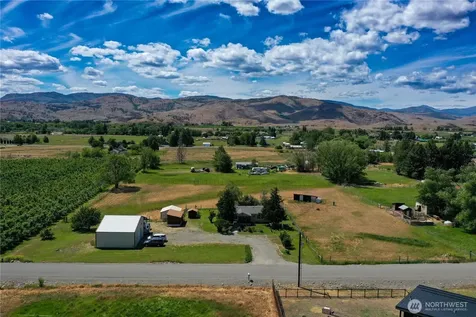 61 Jaquish Road Omak WA 98841