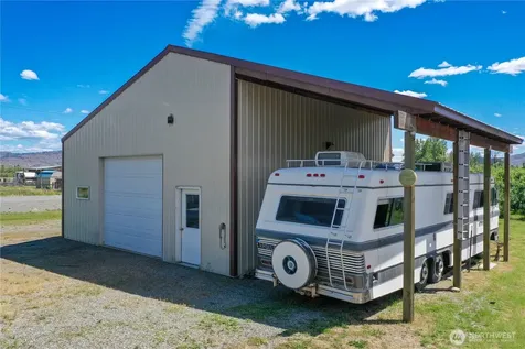 61 Jaquish Road Omak WA 98841